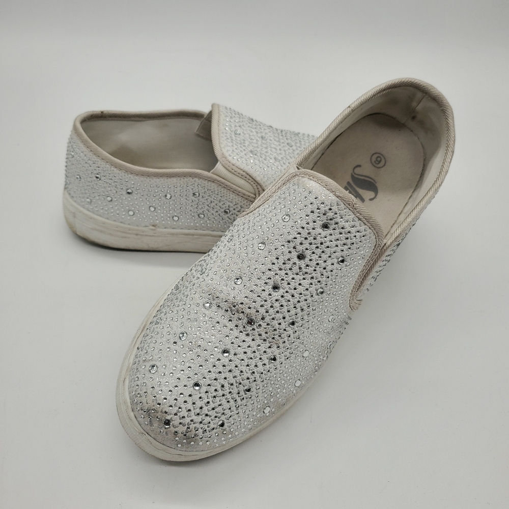 ♡♡ Rhinestone Slip On Loafers Size 9 White